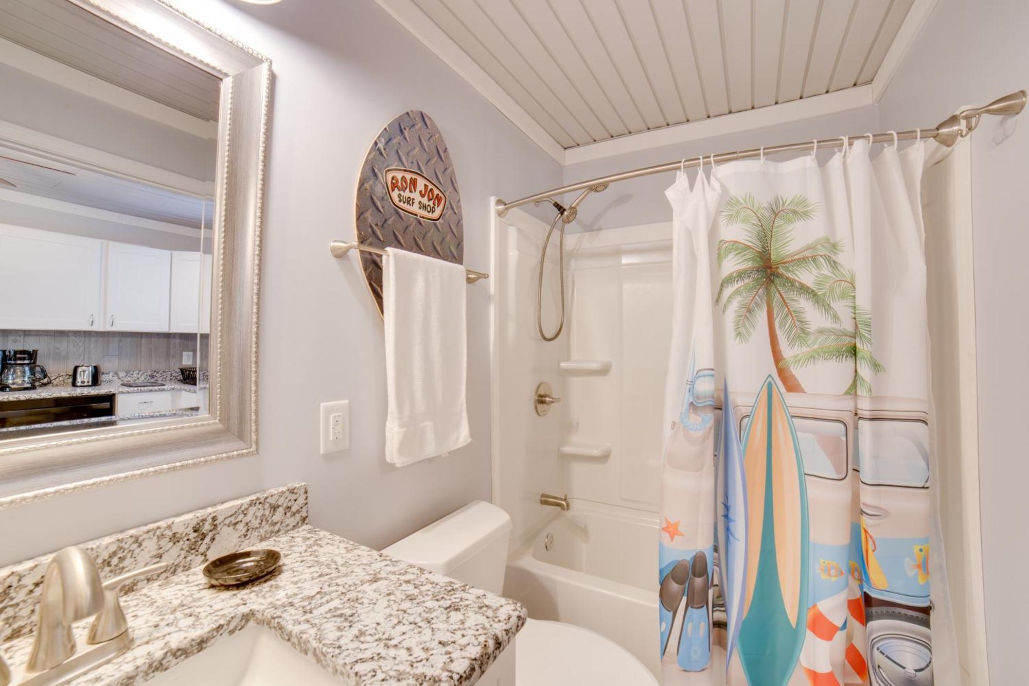 Ocean Isle Beach Studio With Patio - 1 Mi To Pier! Eksteriør billede